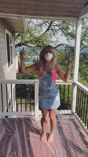 Paige VanZant feet photo thumbnail