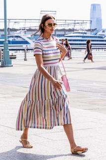 Irina Shayk feet photo thumbnail