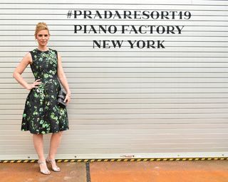 Claire Danes feet photo thumbnail