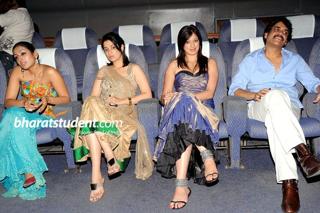 Raai Laxmi feet photo thumbnail