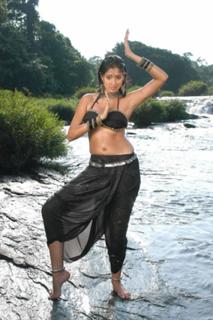 Raai Laxmi feet photo thumbnail
