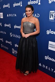 Lea Michele feet photo thumbnail