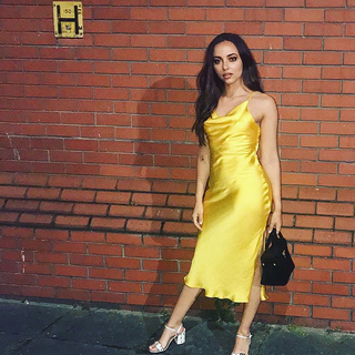 Jade Thirlwall feet photo thumbnail