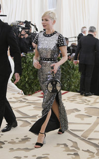 Michelle Williams feet photo thumbnail