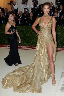 Irina Shayk feet photo thumbnail