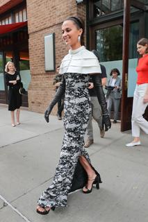 Alicia Vikander feet photo thumbnail