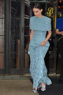 Rooney Mara feet photo thumbnail