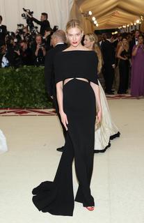 Karlie Kloss feet photo thumbnail