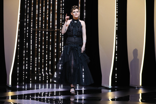 Kristen Stewart feet photo thumbnail