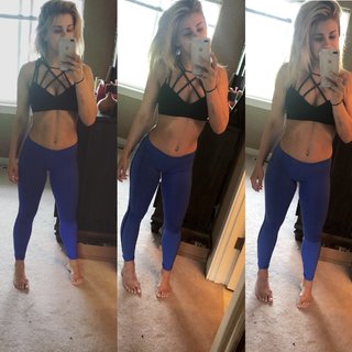 Paige VanZant feet photo thumbnail