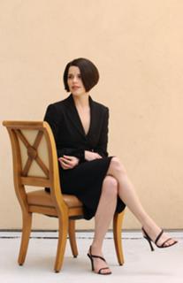 Neve Campbell feet photo 4