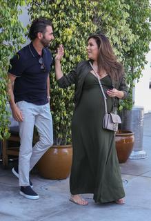 Eva Longoria feet photo thumbnail