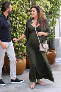 Eva Longoria feet photo thumbnail
