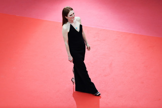 Julianne Moore feet photo thumbnail