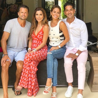 Brooke Burke feet photo thumbnail