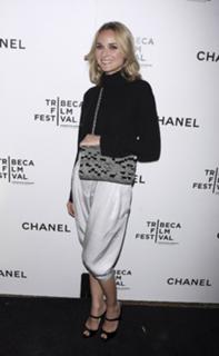 Diane Kruger feet photo thumbnail