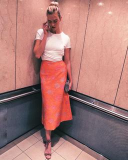 Karlie Kloss feet photo thumbnail
