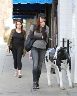 Roselyn Sanchez feet photo thumbnail