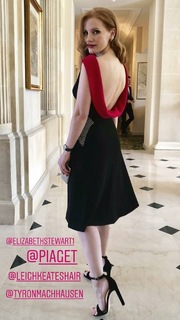 Jessica Chastain feet photo thumbnail