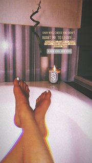 Nastia Liukin feet photo thumbnail