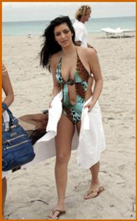 Kim Kardashian feet photo thumbnail