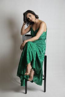 Morena Baccarin feet photo thumbnail