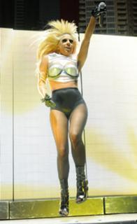 Lady Gaga feet photo thumbnail