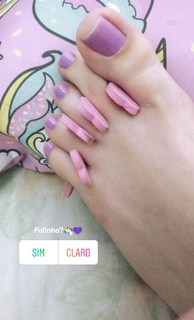 Isa Pes feet photo thumbnail