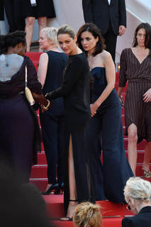 Marion Cotillard feet photo thumbnail