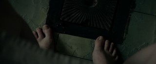 Jennifer Lawrence feet photo thumbnail