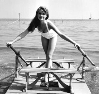 Brigitte Bardot feet photo thumbnail