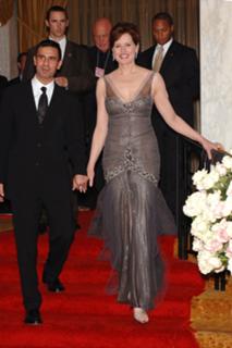 Geena Davis feet photo 3