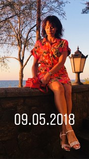 Anna Popek feet photo thumbnail