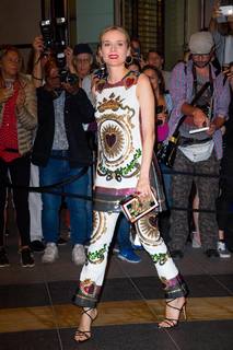 Diane Kruger feet photo thumbnail