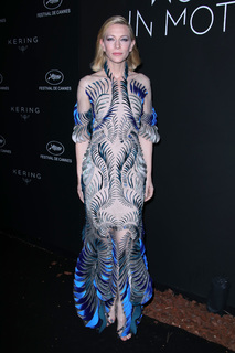 Cate Blanchett feet photo thumbnail