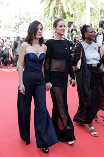 Marion Cotillard feet photo thumbnail