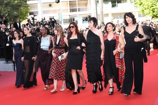 Marion Cotillard feet photo thumbnail