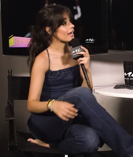 Camila Cabello feet photo thumbnail