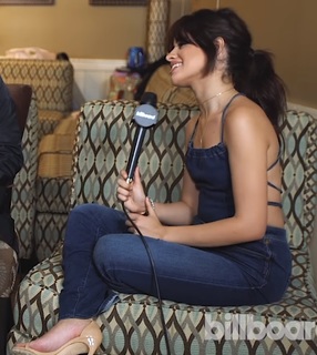 Camila Cabello feet photo thumbnail