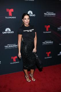 Gaby Espino feet photo thumbnail