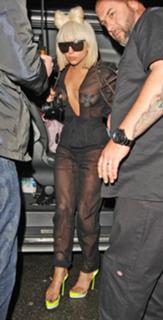 Lady Gaga feet photo thumbnail