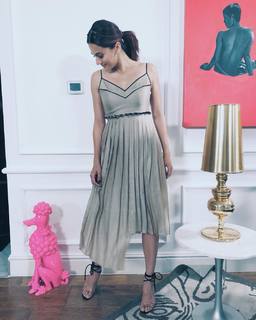 Taapsee Pannu feet photo thumbnail