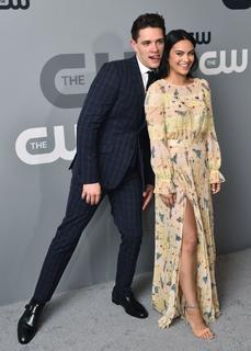 Camila Mendes feet photo thumbnail