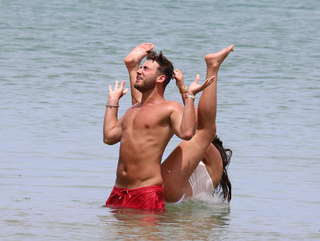 Charlotte Crosby feet photo thumbnail