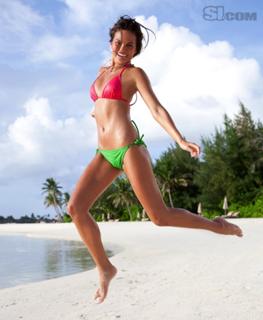 Chrissy Teigen feet photo thumbnail