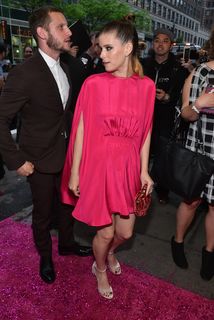 Kate Mara feet photo thumbnail