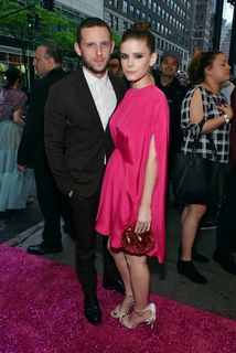 Kate Mara feet photo thumbnail