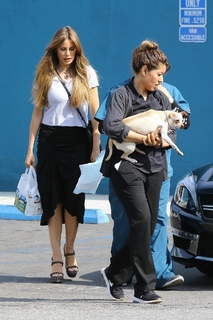Sofía Vergara feet photo thumbnail