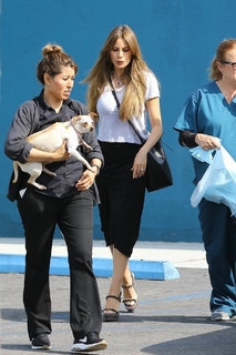 Sofía Vergara feet photo thumbnail