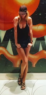 Nicole Neumann feet photo thumbnail
